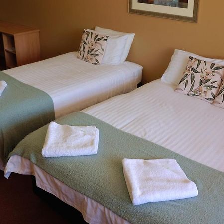 Kendenup Cottages And Lodge Екстер'єр фото