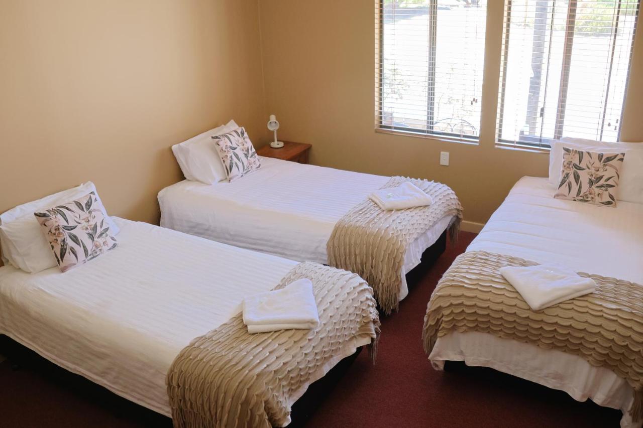 Kendenup Cottages And Lodge Екстер'єр фото