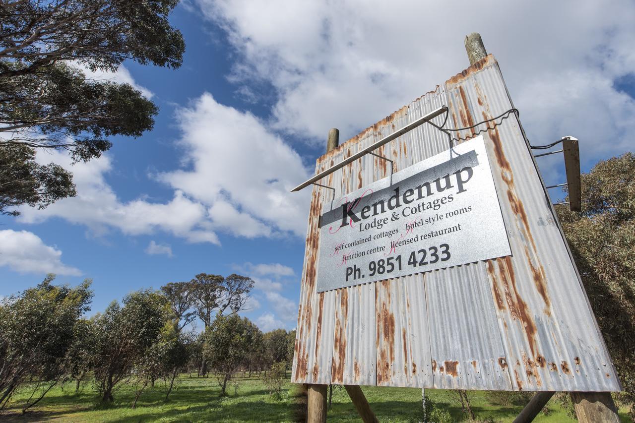 Kendenup Cottages And Lodge Екстер'єр фото
