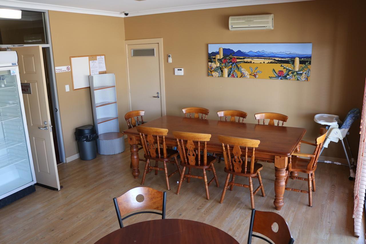 Kendenup Cottages And Lodge Екстер'єр фото