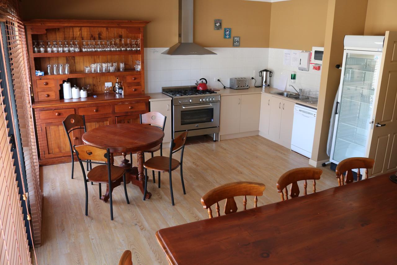 Kendenup Cottages And Lodge Екстер'єр фото